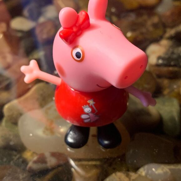 Peppa Pig & Friends Main Character Peppa Figure Replacement Cubicle Dashboard - Picture 1 of 6